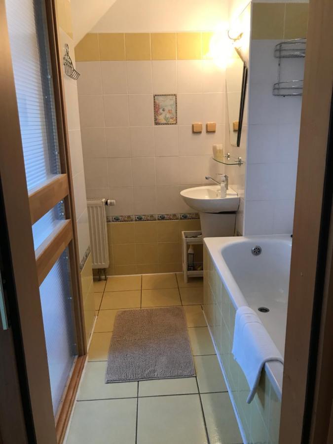 Apartman Juli Tatranska Lomnica Ngoại thất bức ảnh