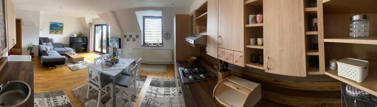 Apartman Juli Tatranska Lomnica Ngoại thất bức ảnh
